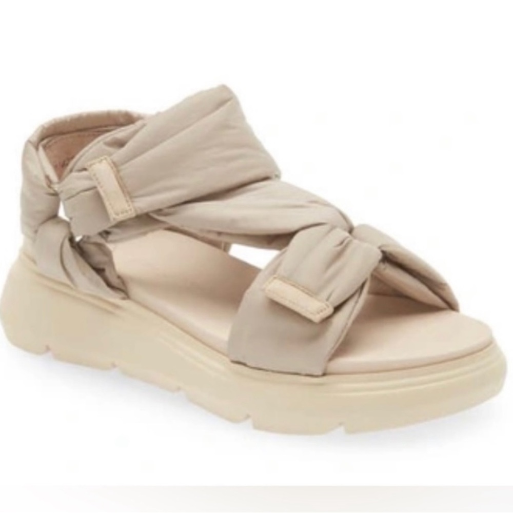 Paul Green Madonna Wedge Sandal in
Sabina Ballon Size 10 US NWT